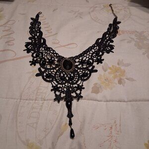GOTH NECKLACE